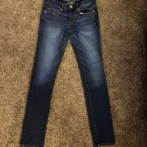 American Eagle Size 6 skinny jeans